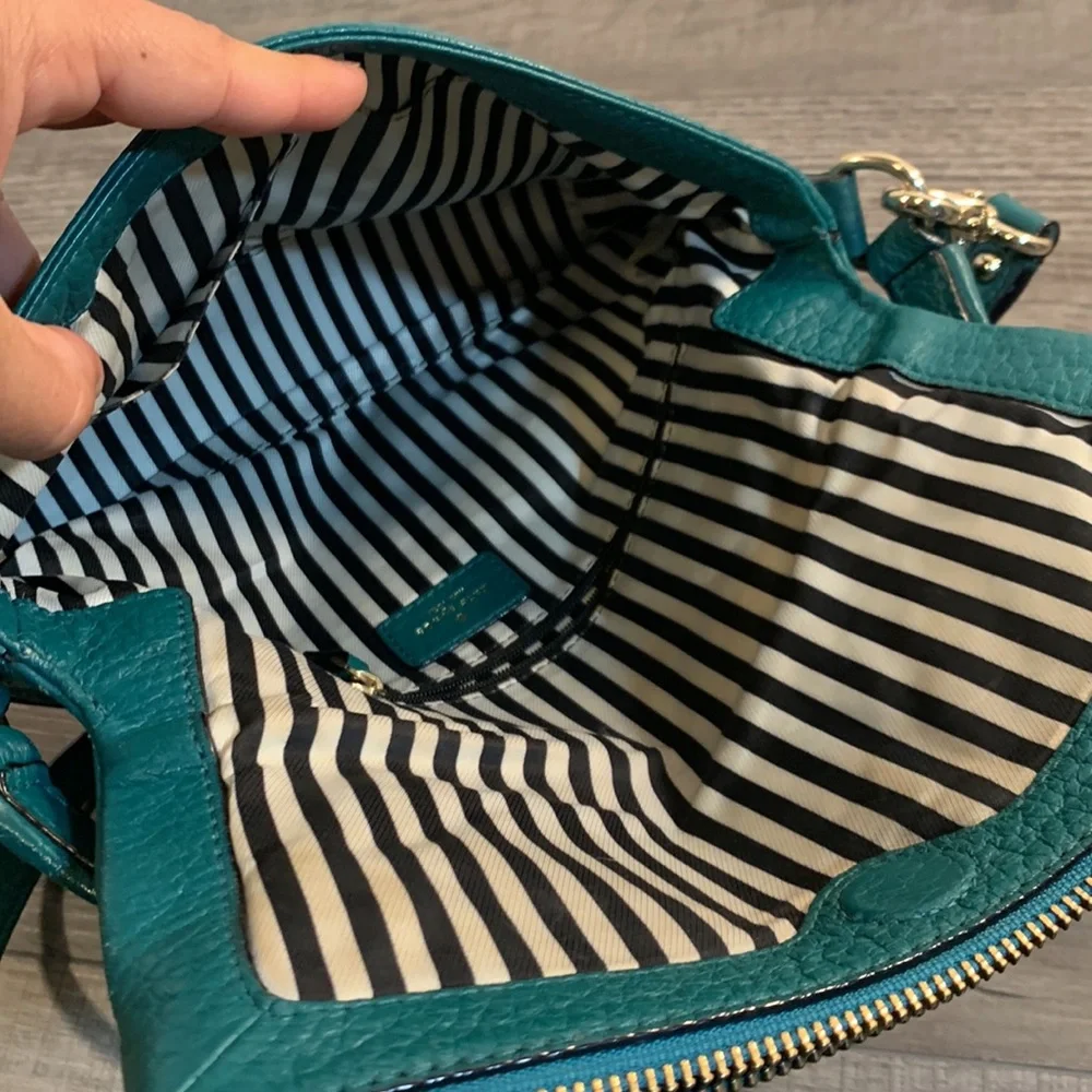 Kate Spade green leather hand bag
